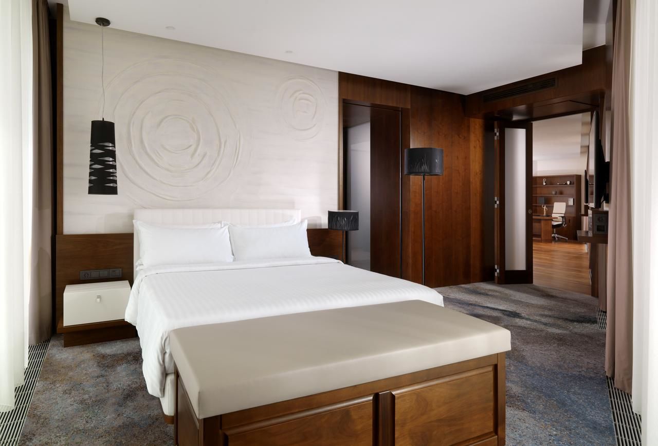 Отель Minsk Marriott Hotel Минск-30