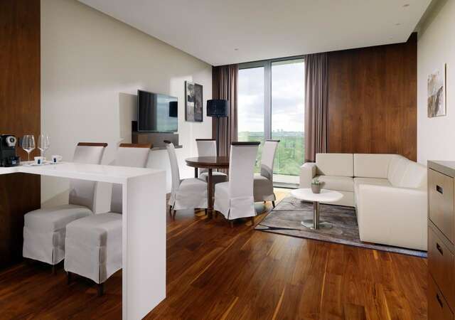 Отель Minsk Marriott Hotel Минск-31